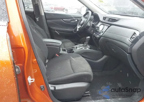 2017 Nissan Rogue Sv z USA, uszkodzony, nr VIN 5N1AT2MV5HC741988